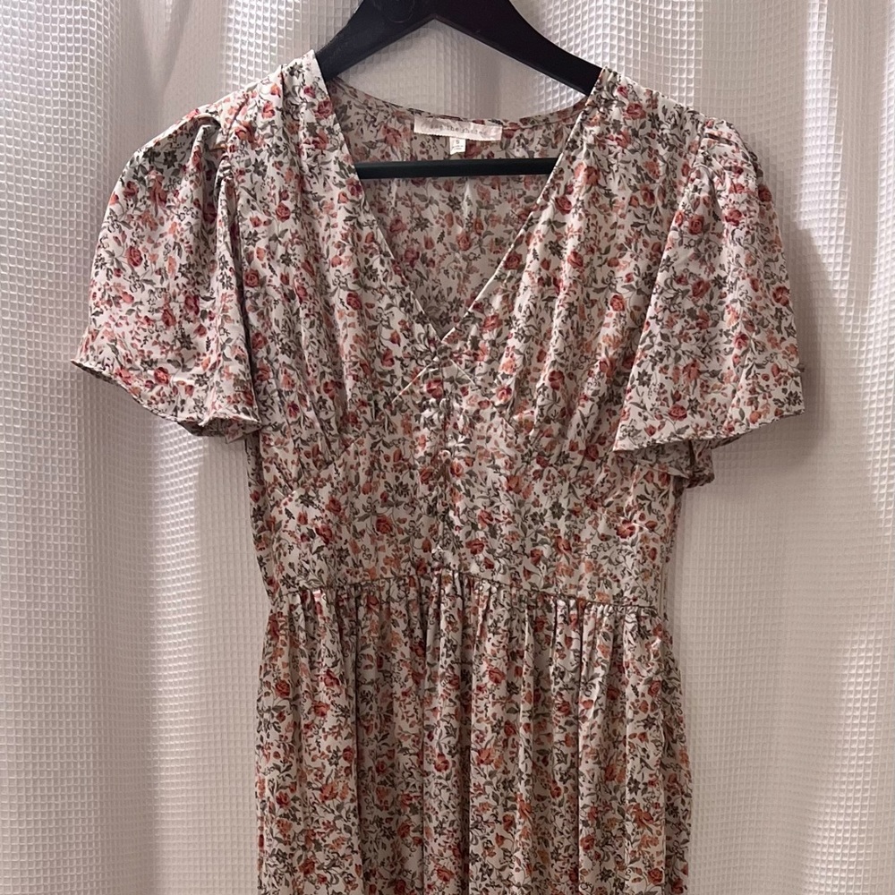 See The Shades (Nordstrom), like new, short sleeve, floral coral maxi